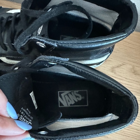 Vans | SK8 Hi Slim Cutout Mesh in Black - Picture 15 of 16